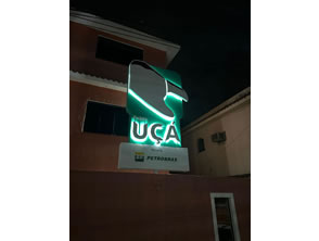 Totem/Display em ACM com estrutura em São Gonçalo - RJ